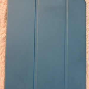 Apple Sky Blue Tablet Cover